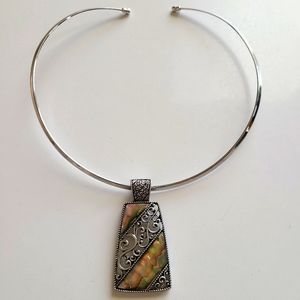 Lia Sophia Necklace and Pendant Chocker